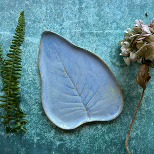 Leaf stoneware platter